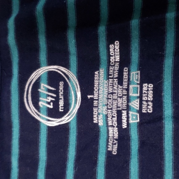 Maurices 24/7 Plus Size 1 Top - Picture 5 of 5